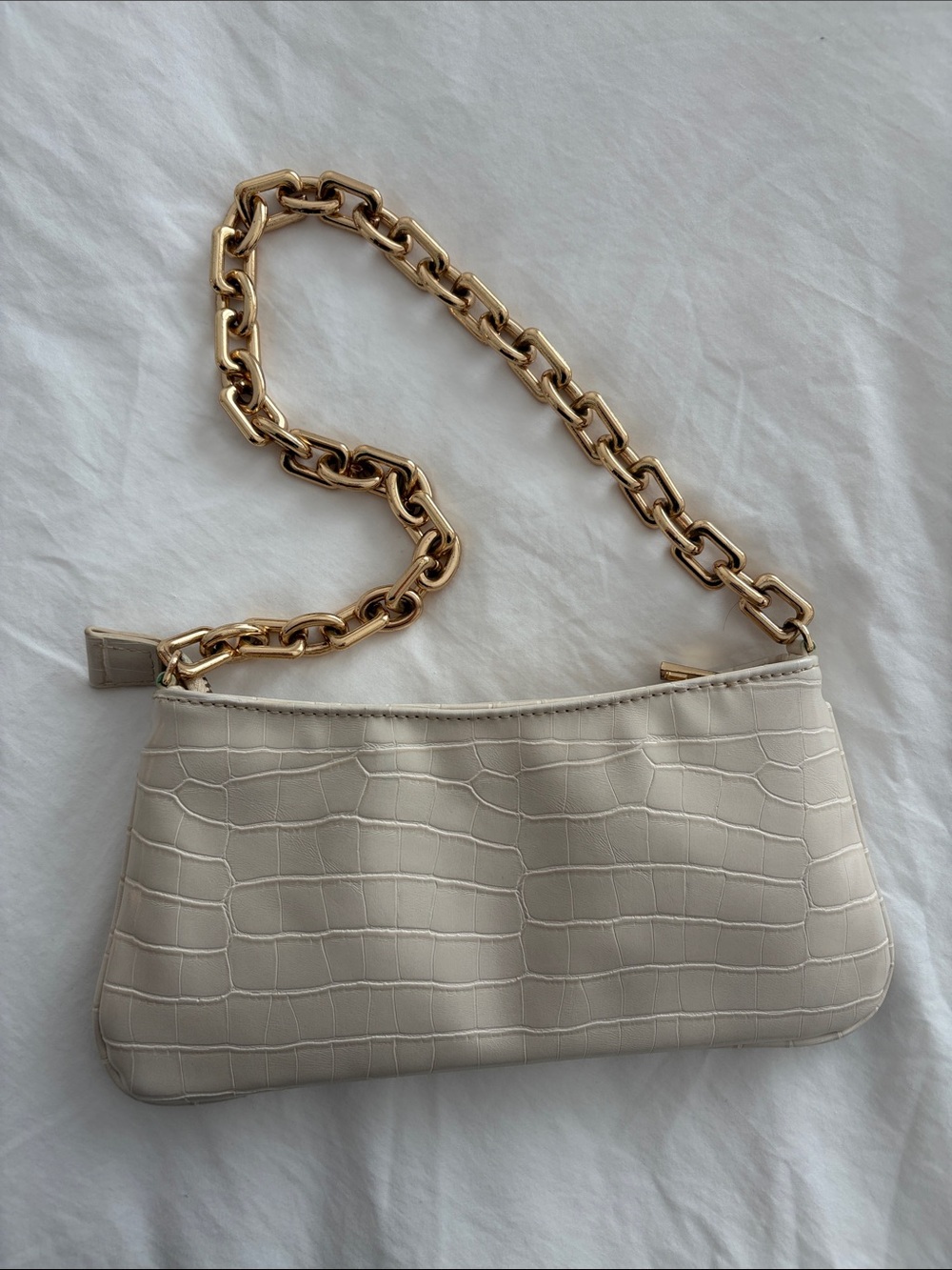 Zara Cream Croc-Embossed Shoulder Bag with Gold Chain Strap